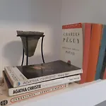 Iria Gardens Διαμέρισμα *